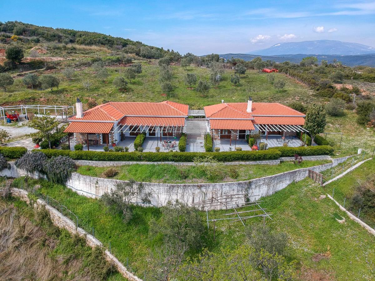 Leonidas Xinovrisi Exterior photo